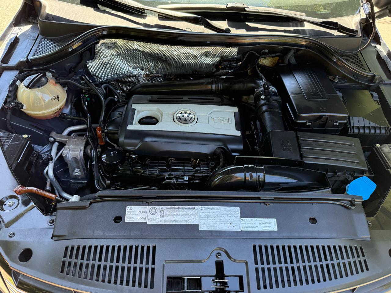 Volkswagen Tiguan S 2012
