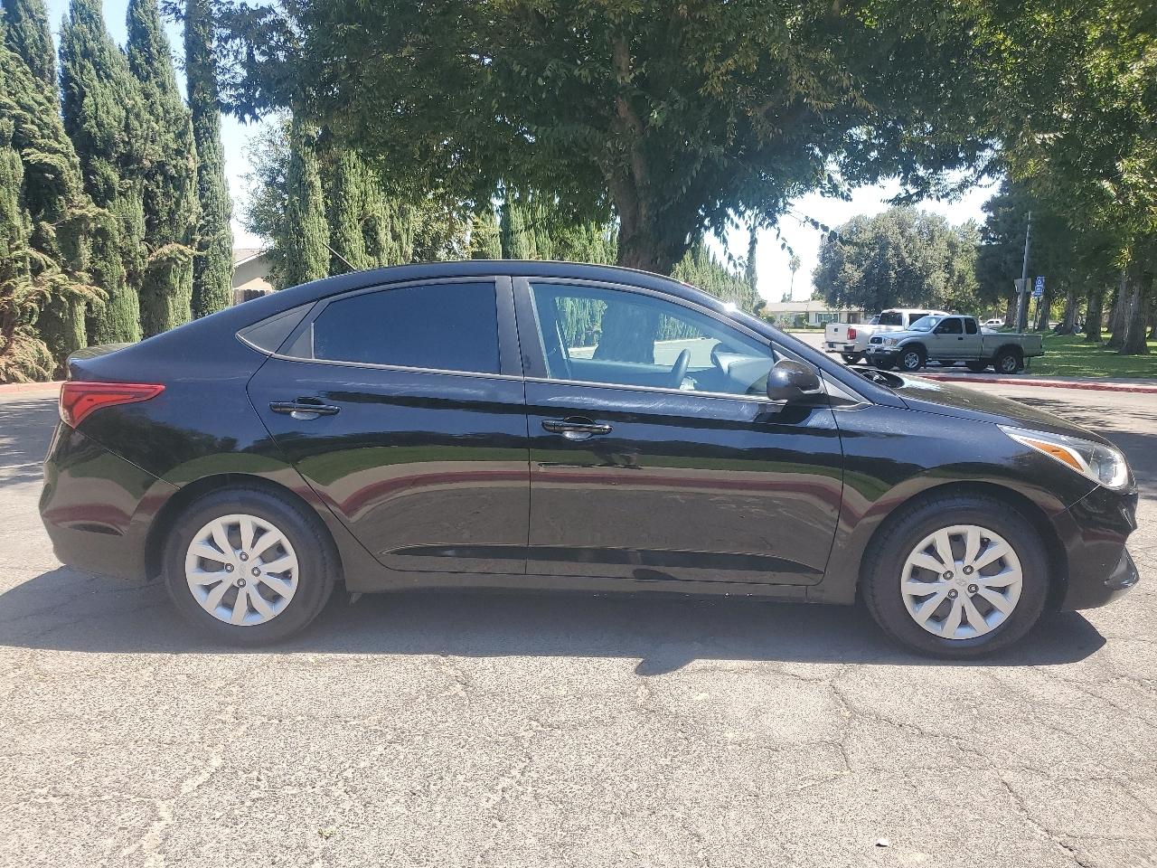 Hyundai Accent SE 4-Door 6A 2021