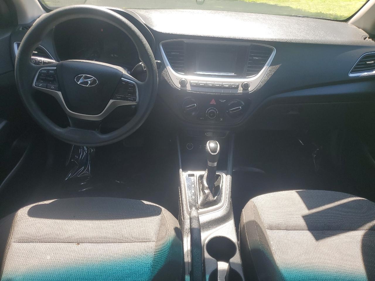 Hyundai Accent SE 4-Door 6A 2021
