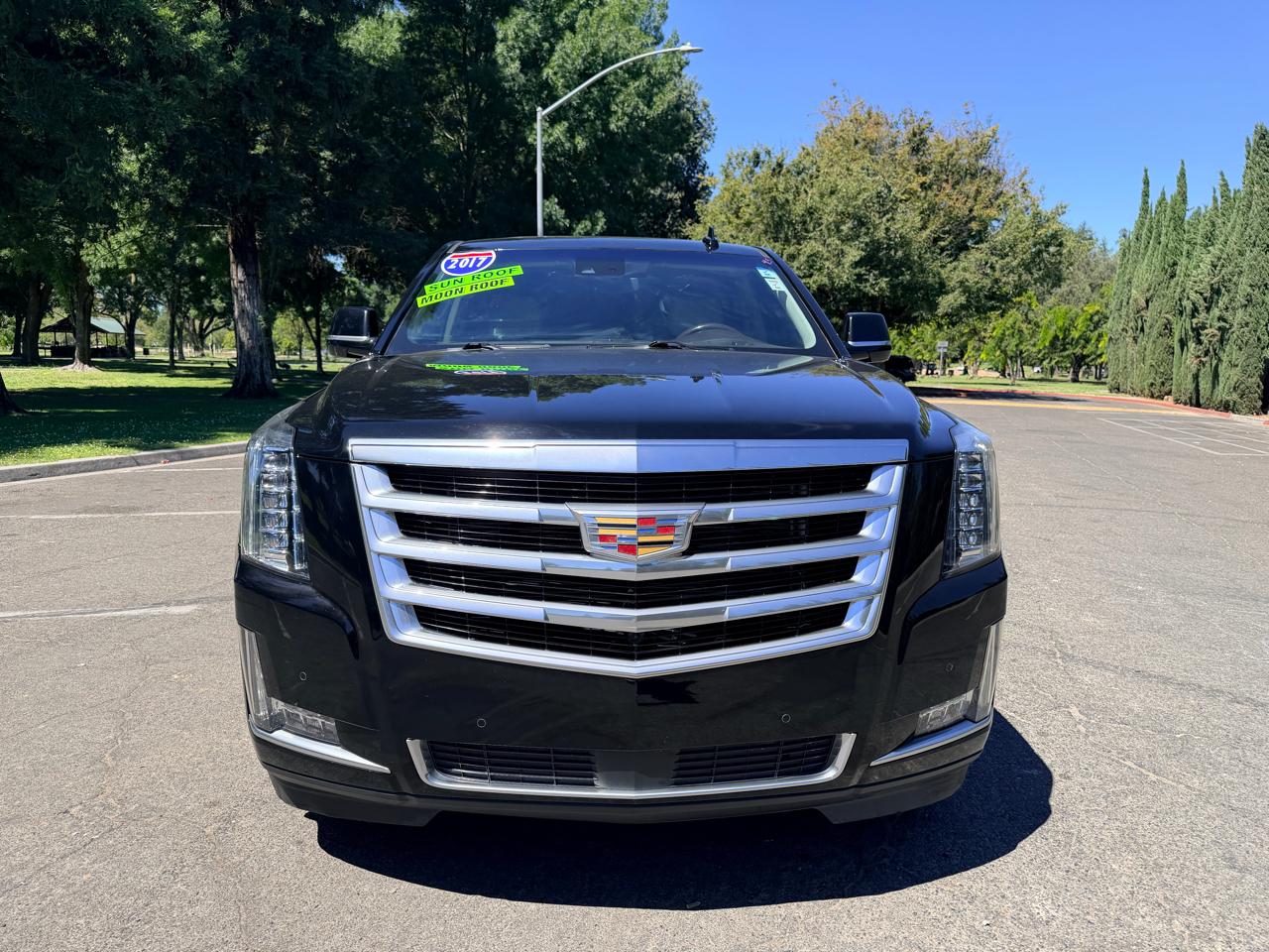 Cadillac Escalade ESV Premium 4WD 2017