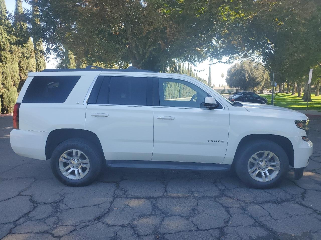 Chevrolet Tahoe 4WD 4dr LT 2016
