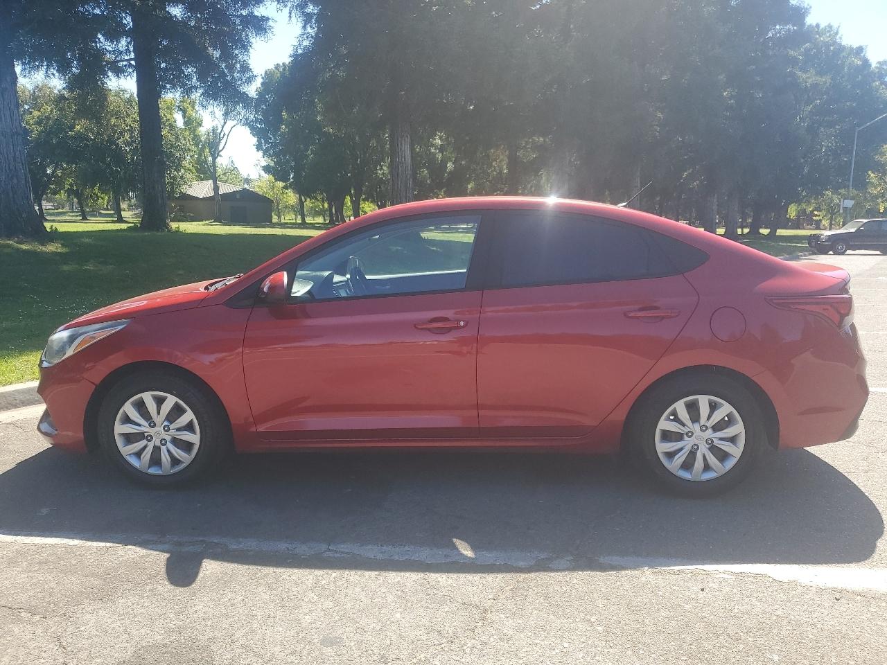 Hyundai Accent SEL 4-Door 6A 2020