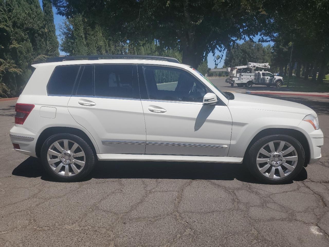 Mercedes-Benz GLK-Class GLK350 4MATIC 2012
