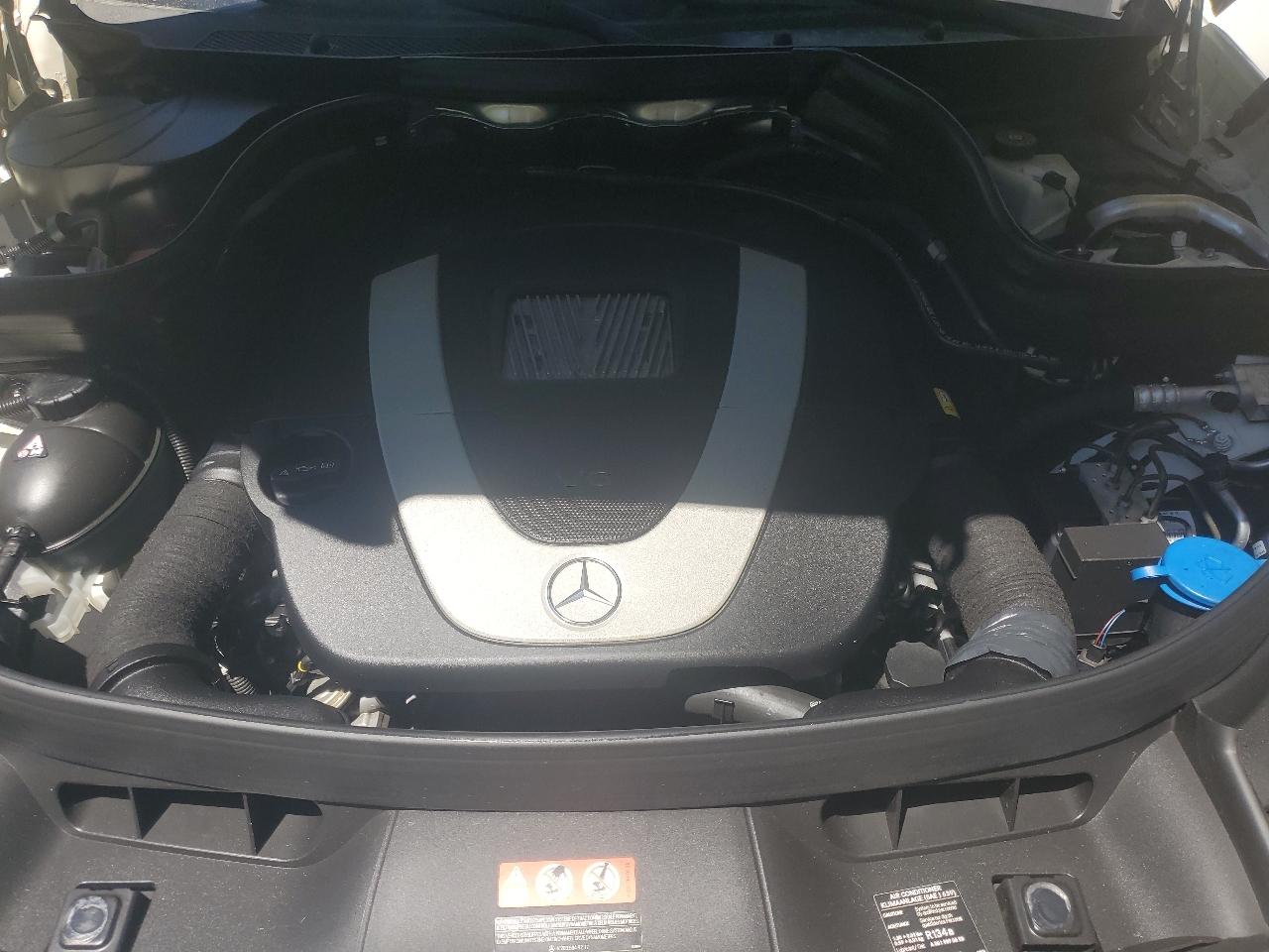 Mercedes-Benz GLK-Class GLK350 4MATIC 2012
