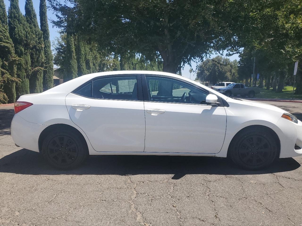 Toyota Corolla L CVT 2018