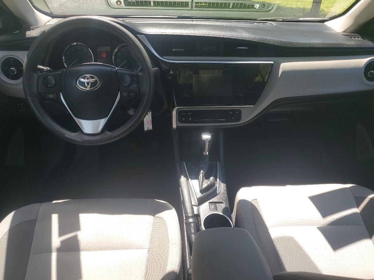 Toyota Corolla L CVT 2018
