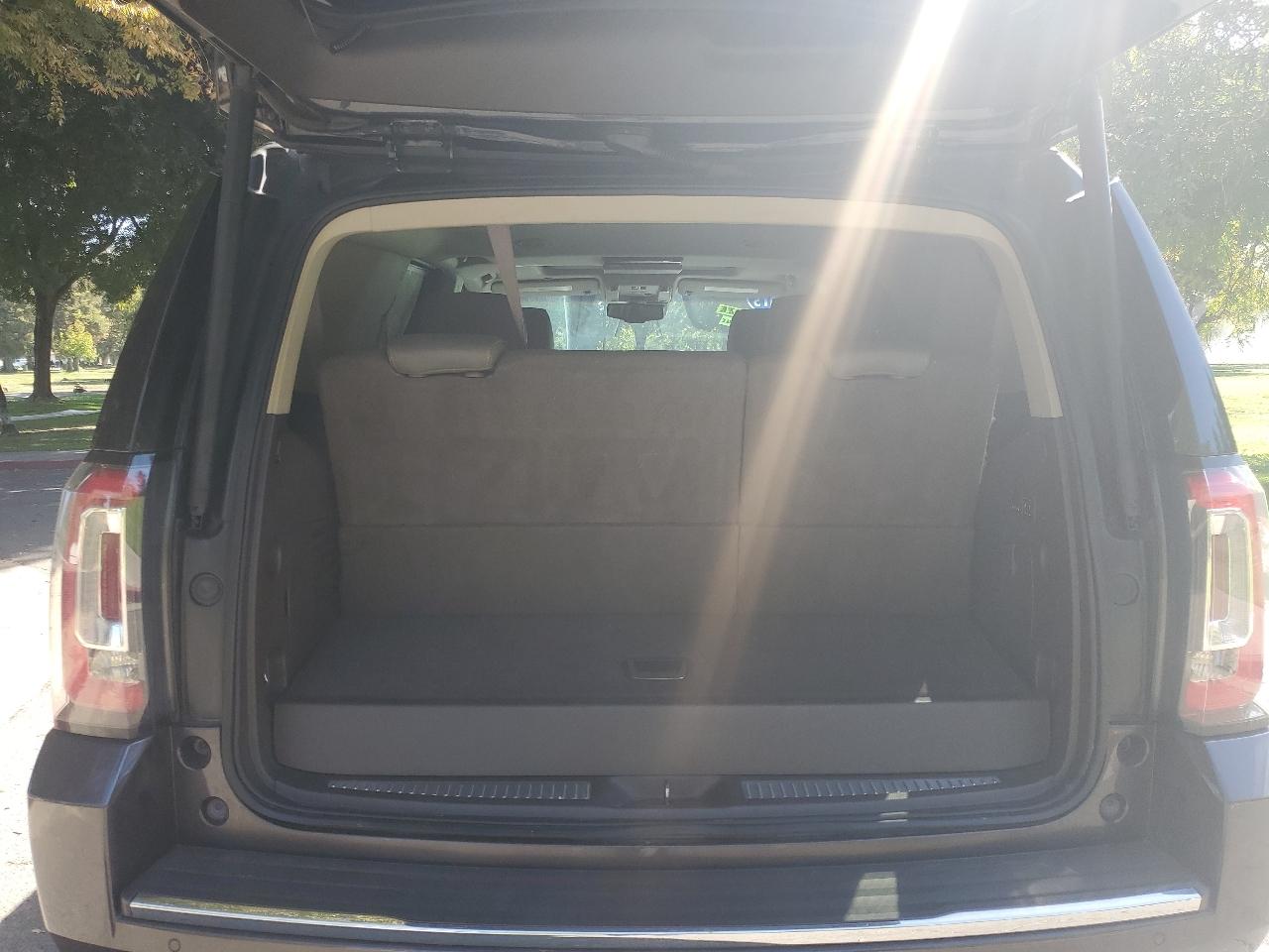 GMC Yukon Denali 4WD 2015