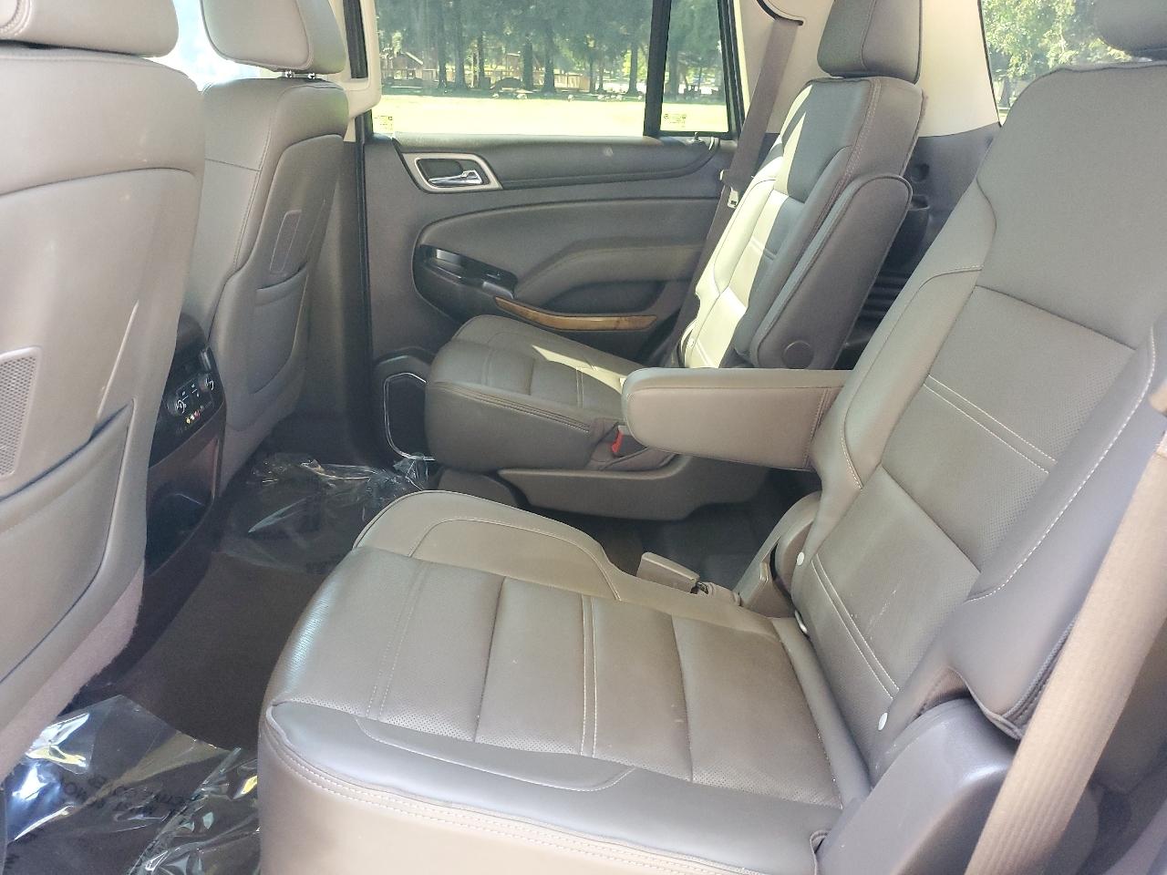 GMC Yukon Denali 4WD 2015