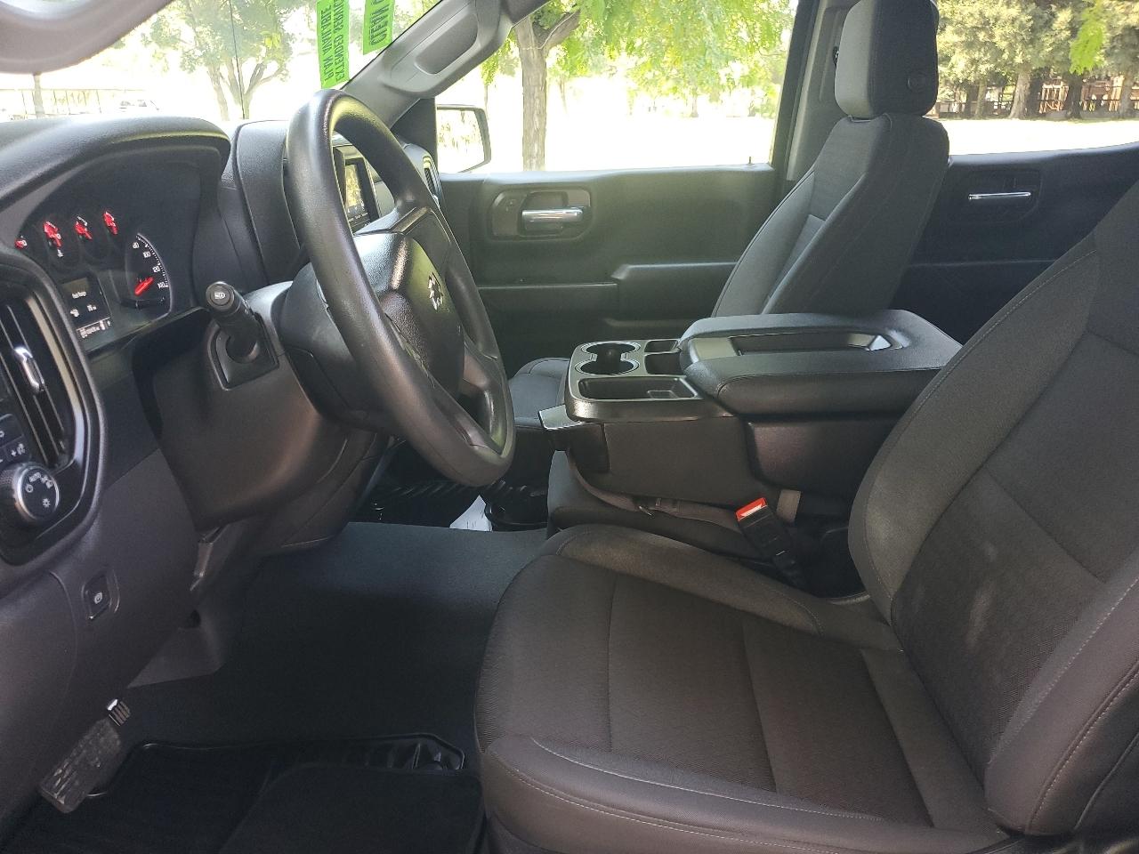 Chevrolet Silverado 1500 Trail Boss Custom Crew Cab 4WD 2022