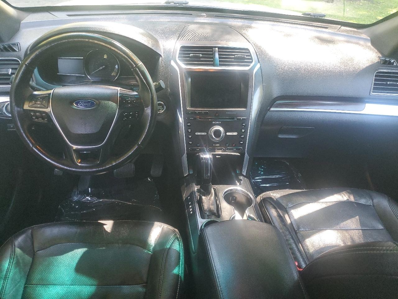 Ford Explorer Limited FWD 2016