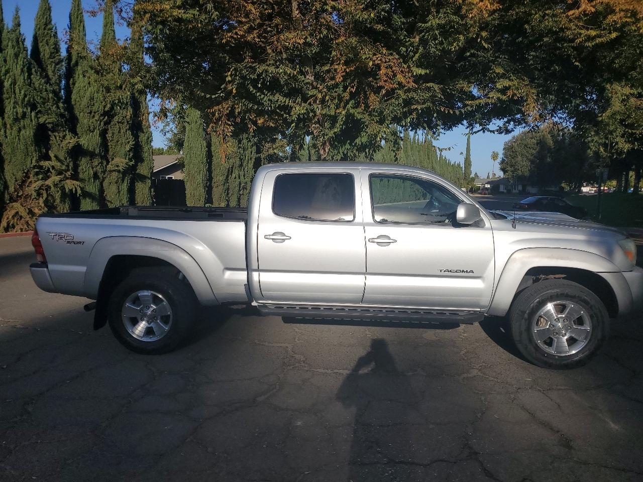 Toyota Tacoma PreRunner Double Cab Long Bed V6 2WD 2006