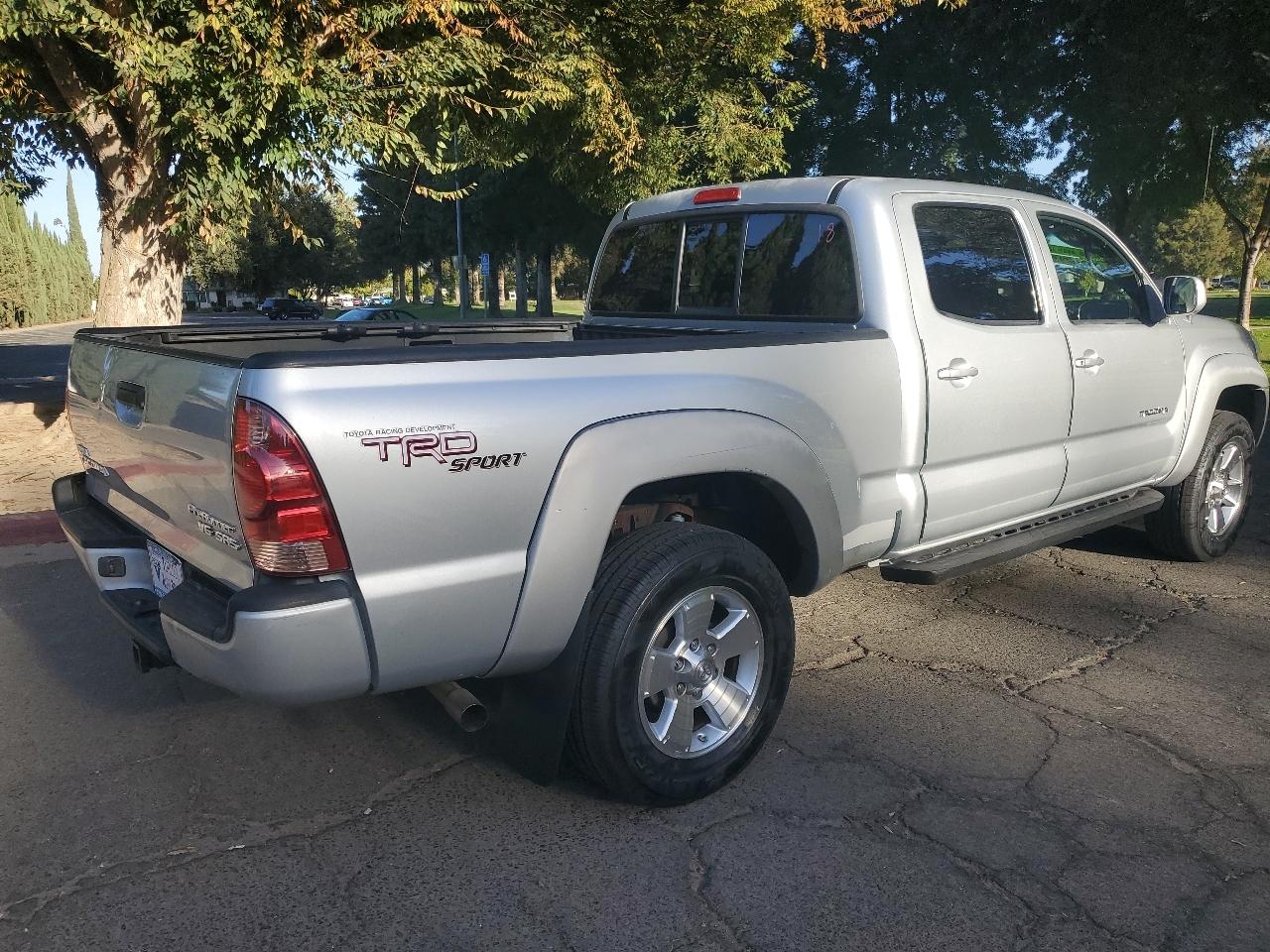 Toyota Tacoma PreRunner Double Cab Long Bed V6 2WD 2006