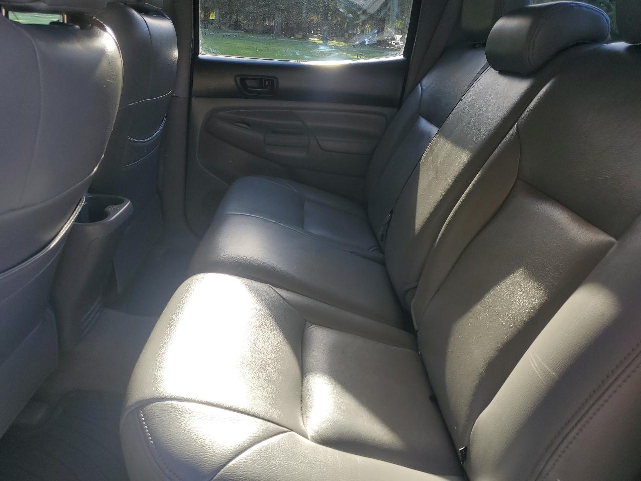Toyota Tacoma PreRunner Double Cab Long Bed V6 2WD 2006