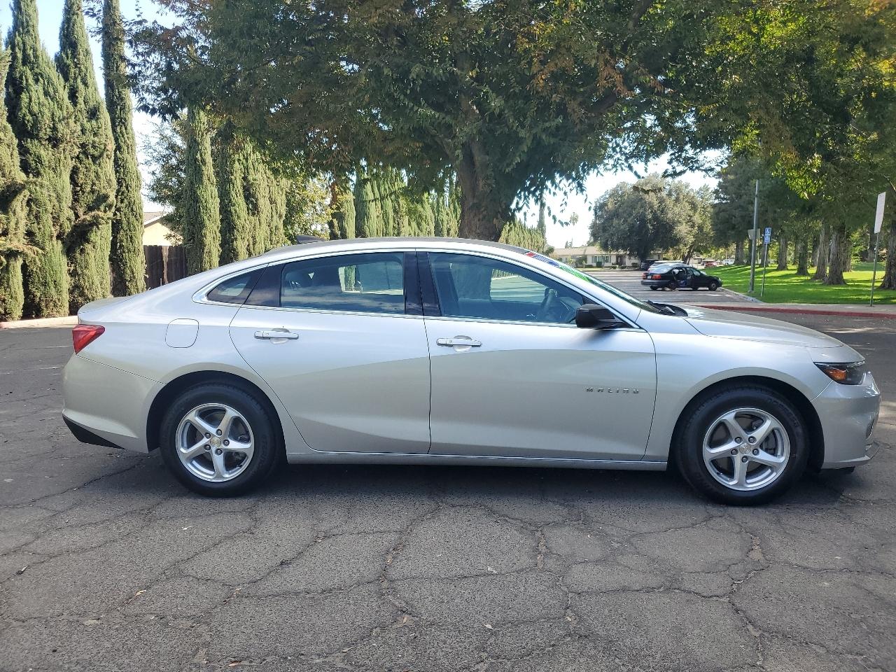 Chevrolet Malibu 4dr Sdn LS w/1LS 2018