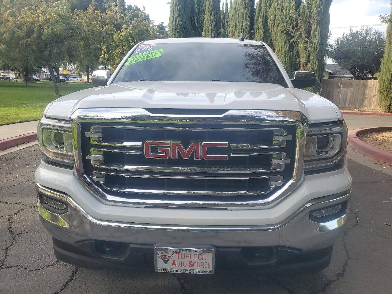GMC Sierra 1500 4WD Crew Cab 143.5" SLT 2018