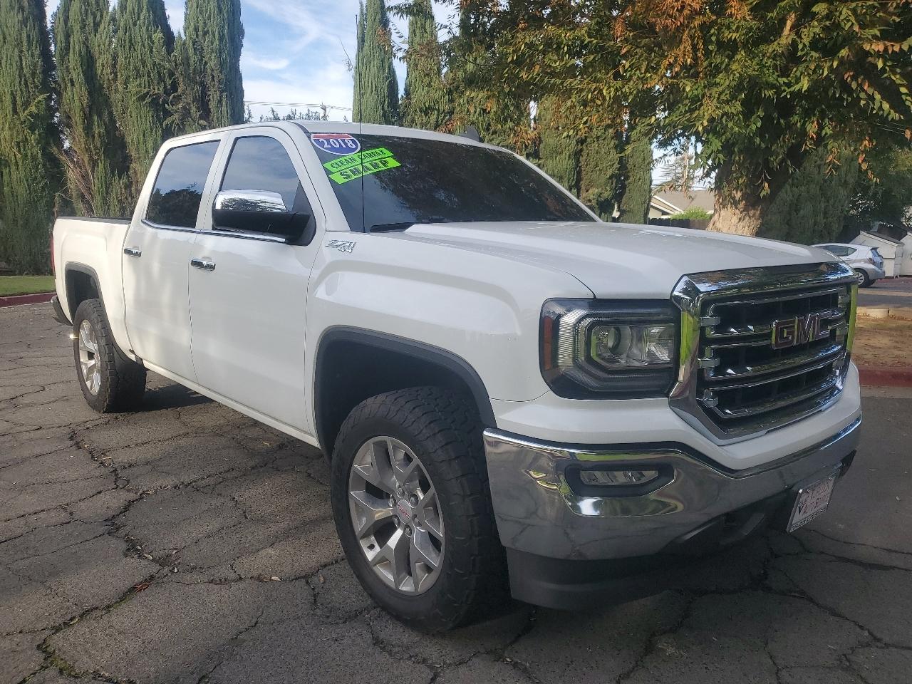 GMC Sierra 1500 4WD Crew Cab 143.5" SLT 2018