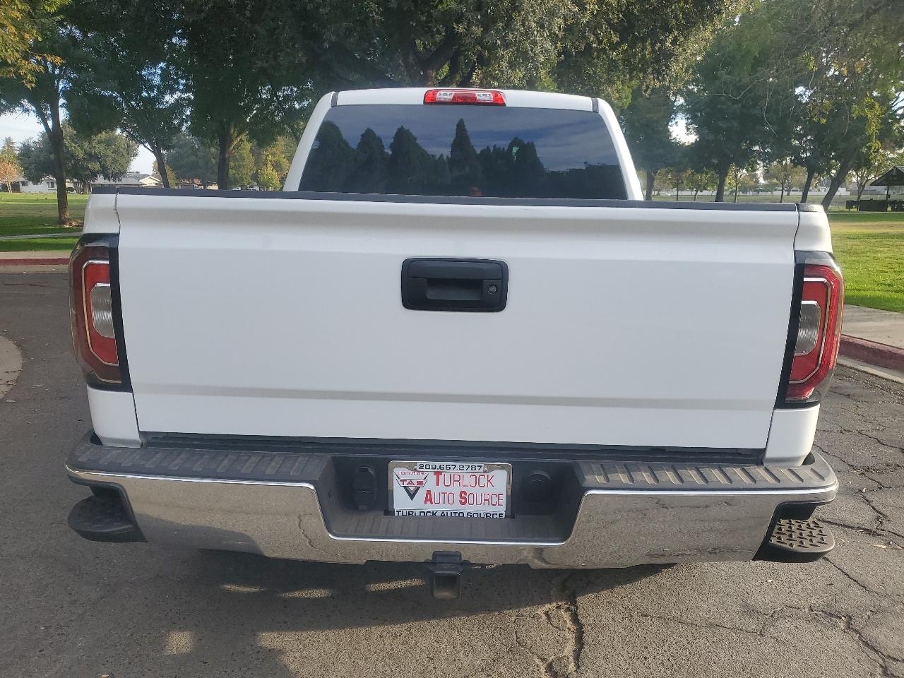 GMC Sierra 1500 4WD Crew Cab 143.5" SLT 2018