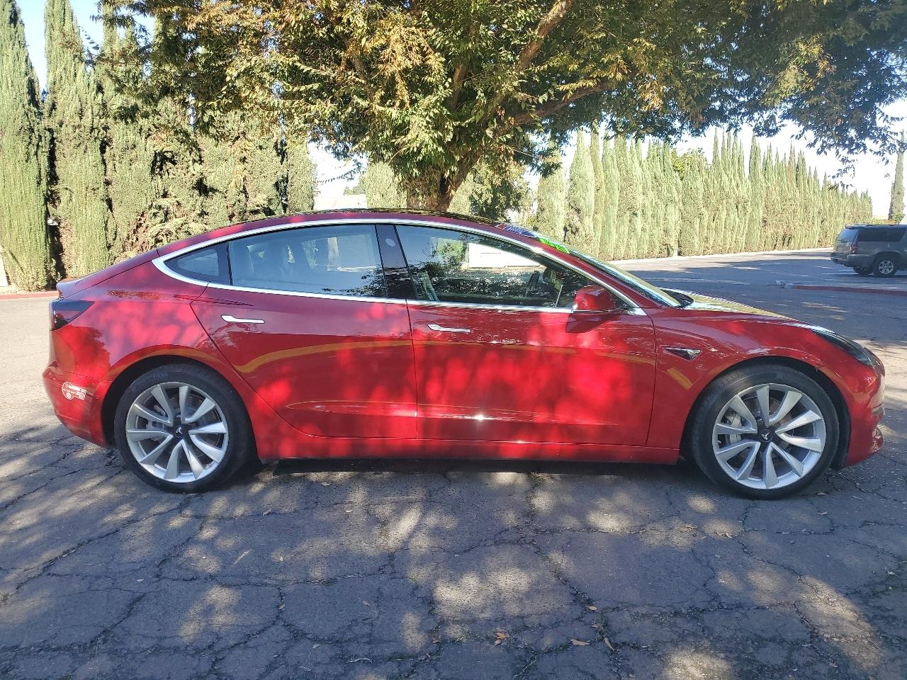 Tesla Model 3 Long Range Battery AWD 2018