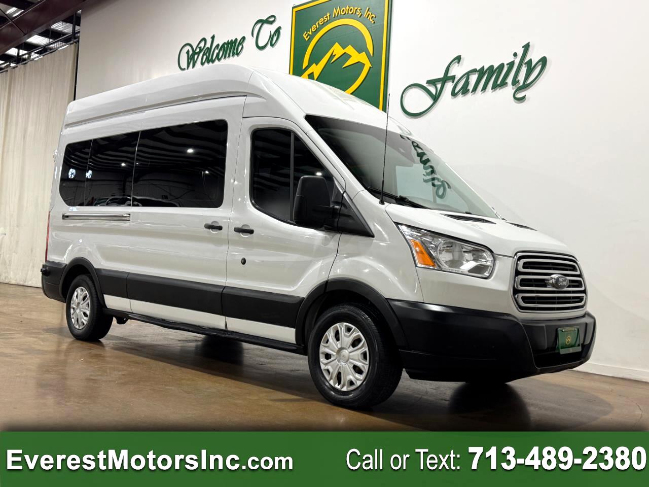 Ford Transit Passenger Wagon  2019