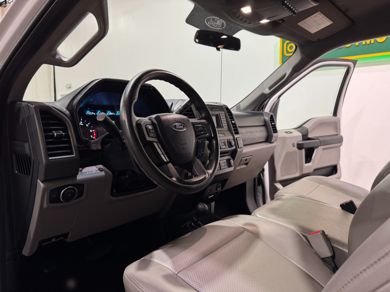 Ford Super Duty F-350 DRW  2017
