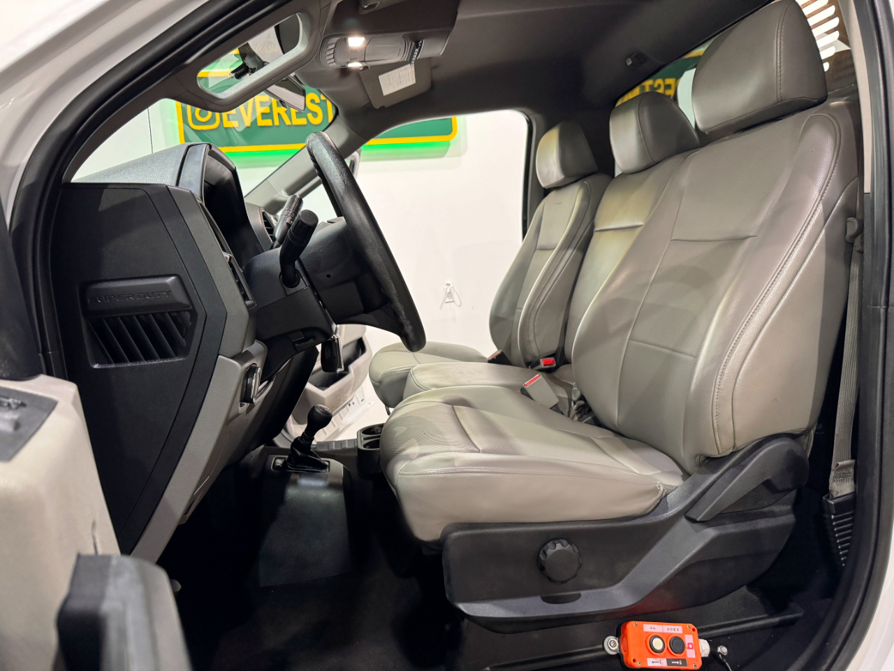 Ford Super Duty F-350 DRW  2017