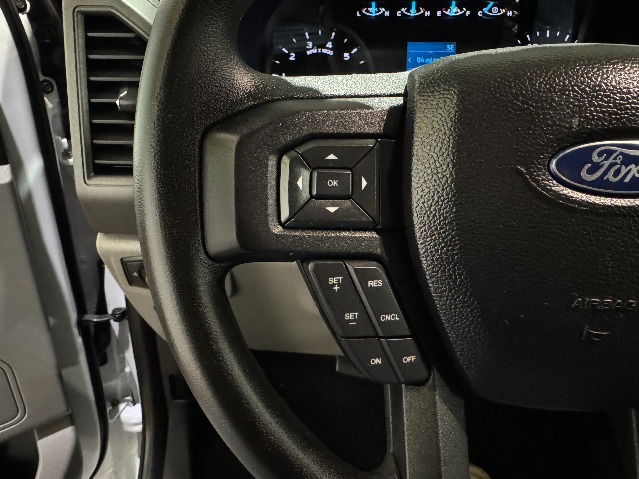 Ford Super Duty F-350 DRW  2017