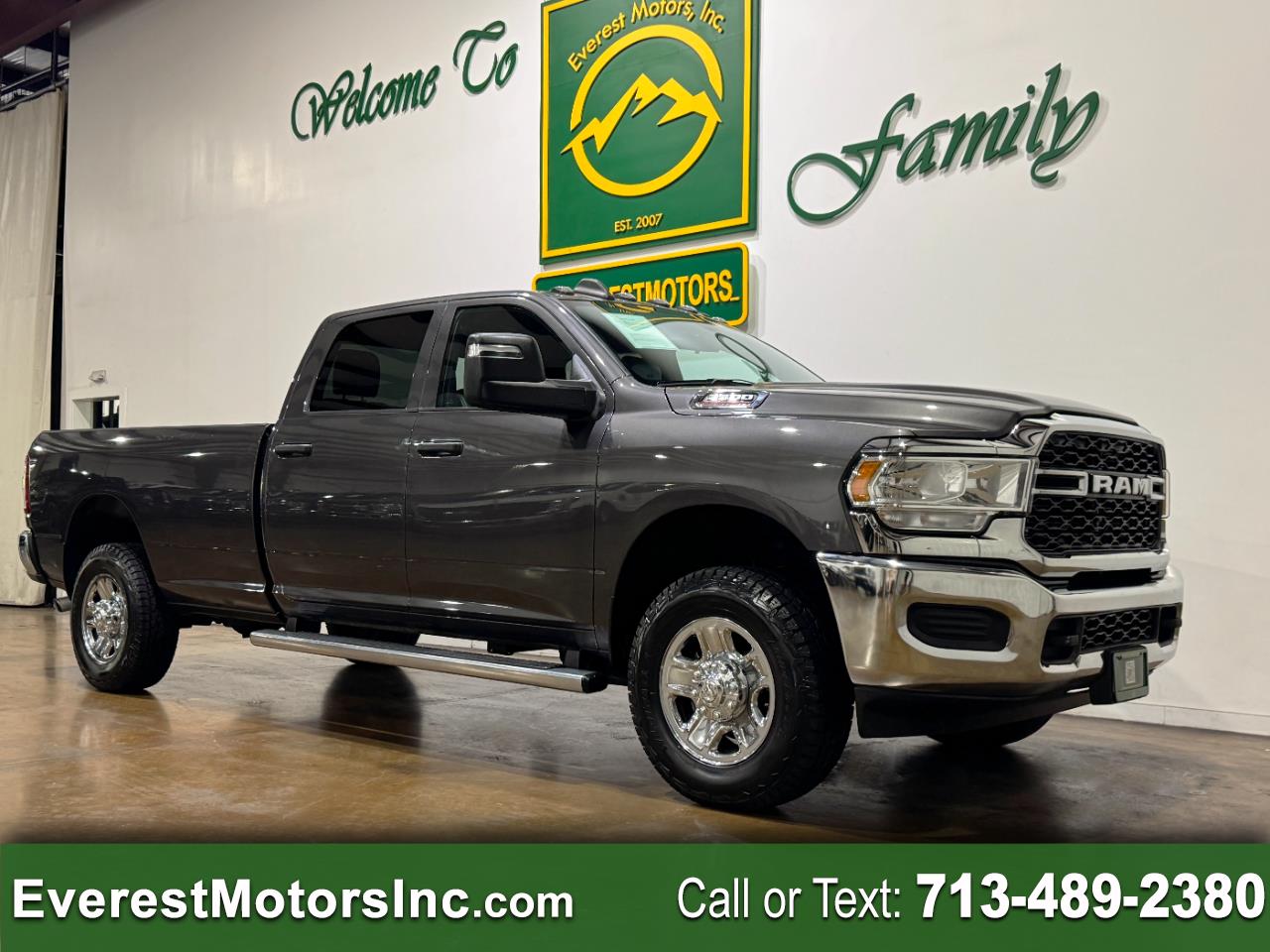 2024 RAM 2500 TRADESMAN 4X4 CREWCAB LONG 6.4L V8 HEMI GAS 1OWNER