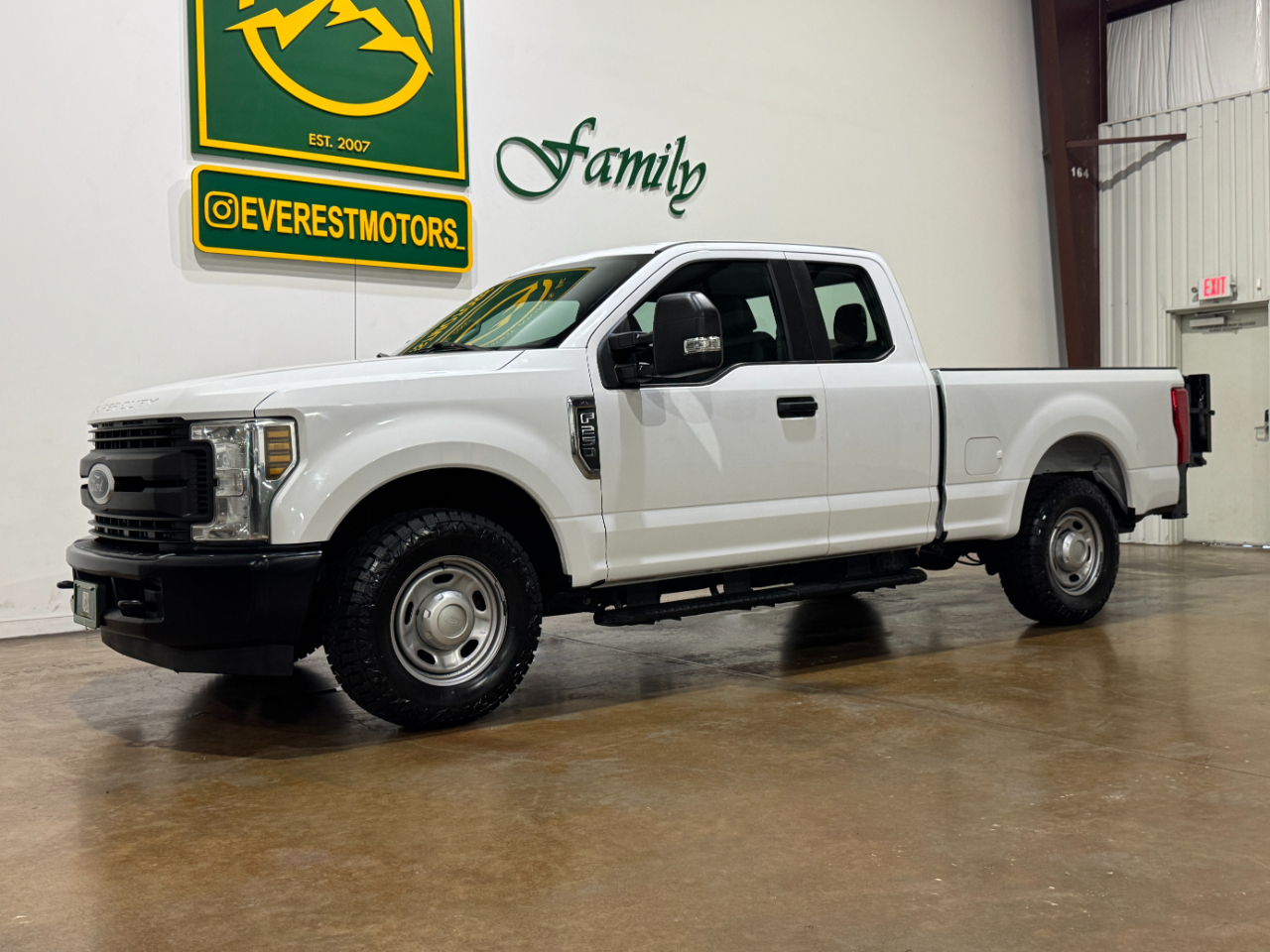 2018 Ford F-250 XL photo 3