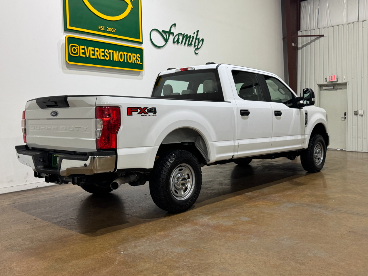 2022 Ford F-250 XL photo 4