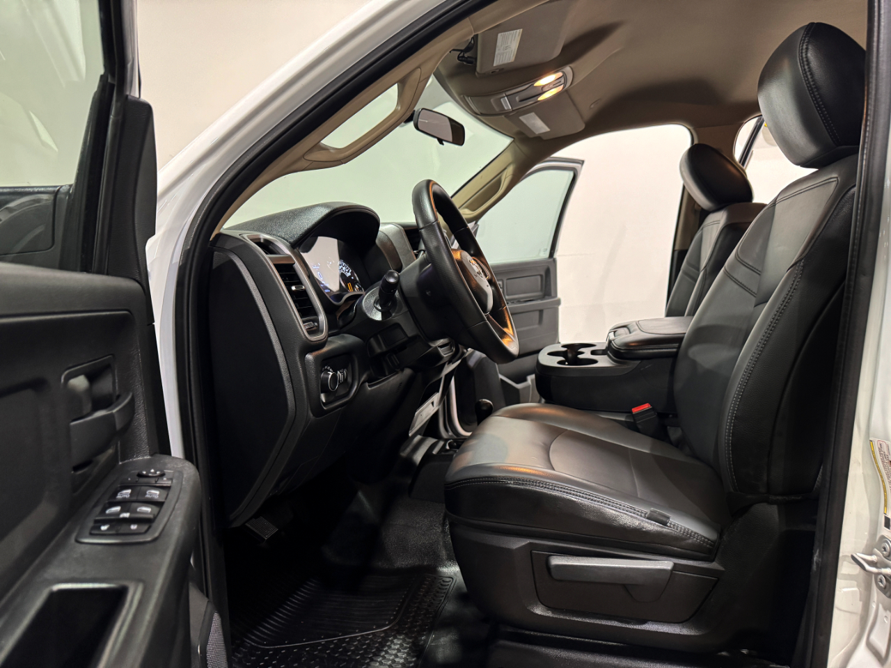 2020 Ram 5500 photo 8