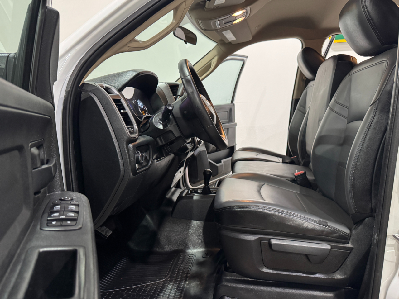 2020 Ram 5500 photo 9