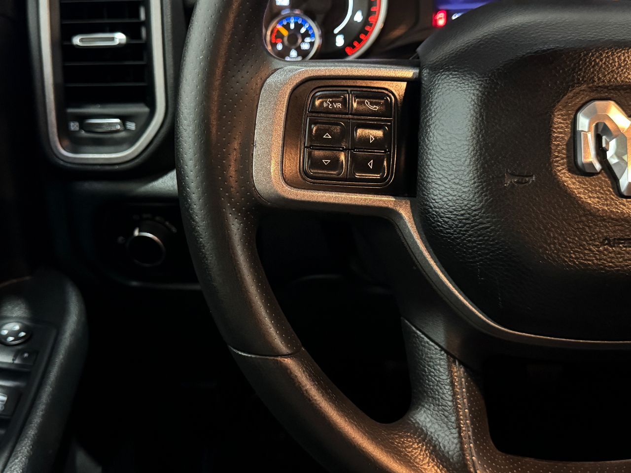 2020 Ram 5500 photo 18