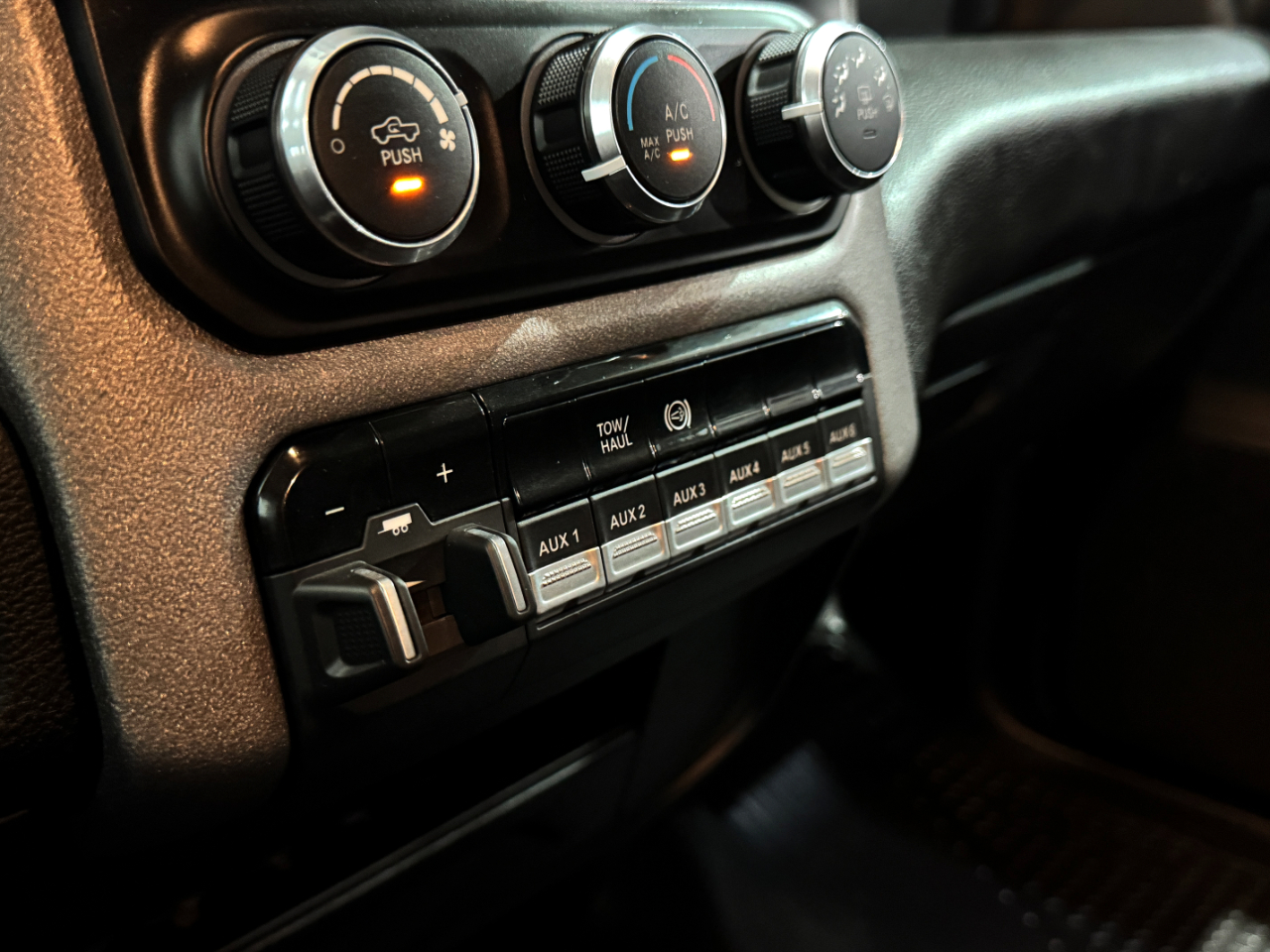 2020 Ram 5500 photo 24