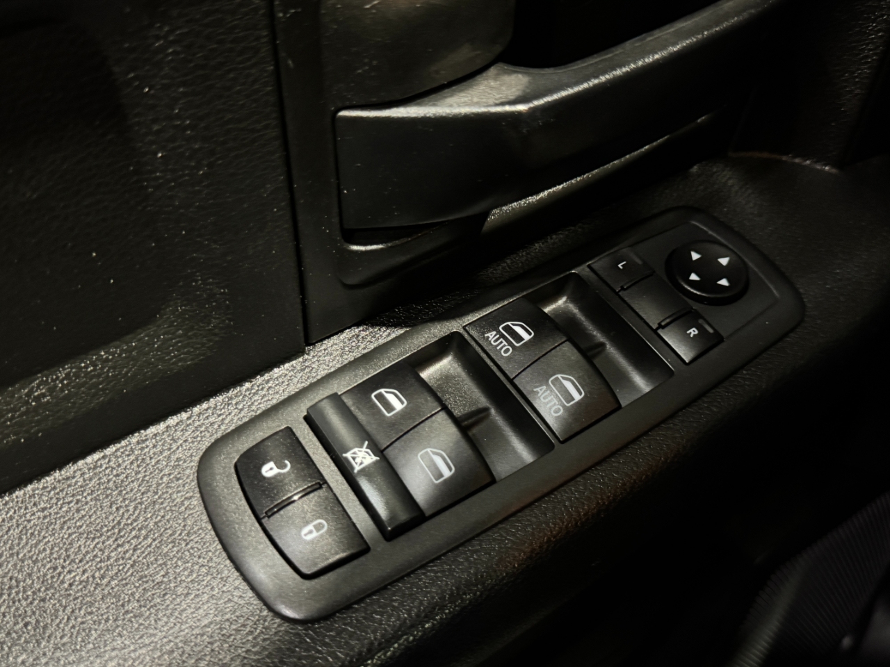 2020 Ram 5500 photo 26