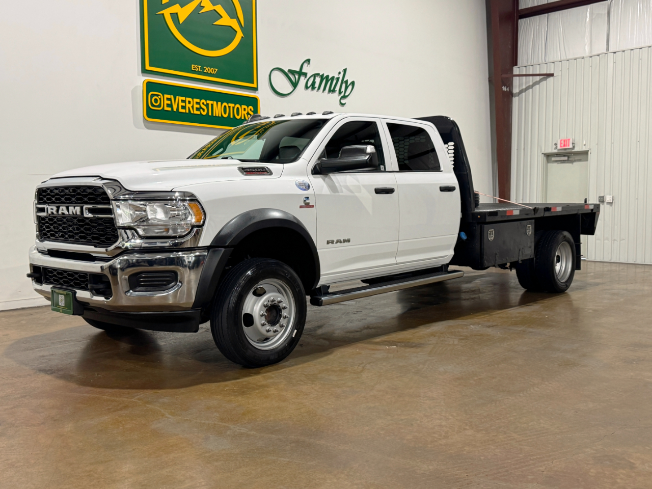 2022 Ram 4500 Tradesman photo 3