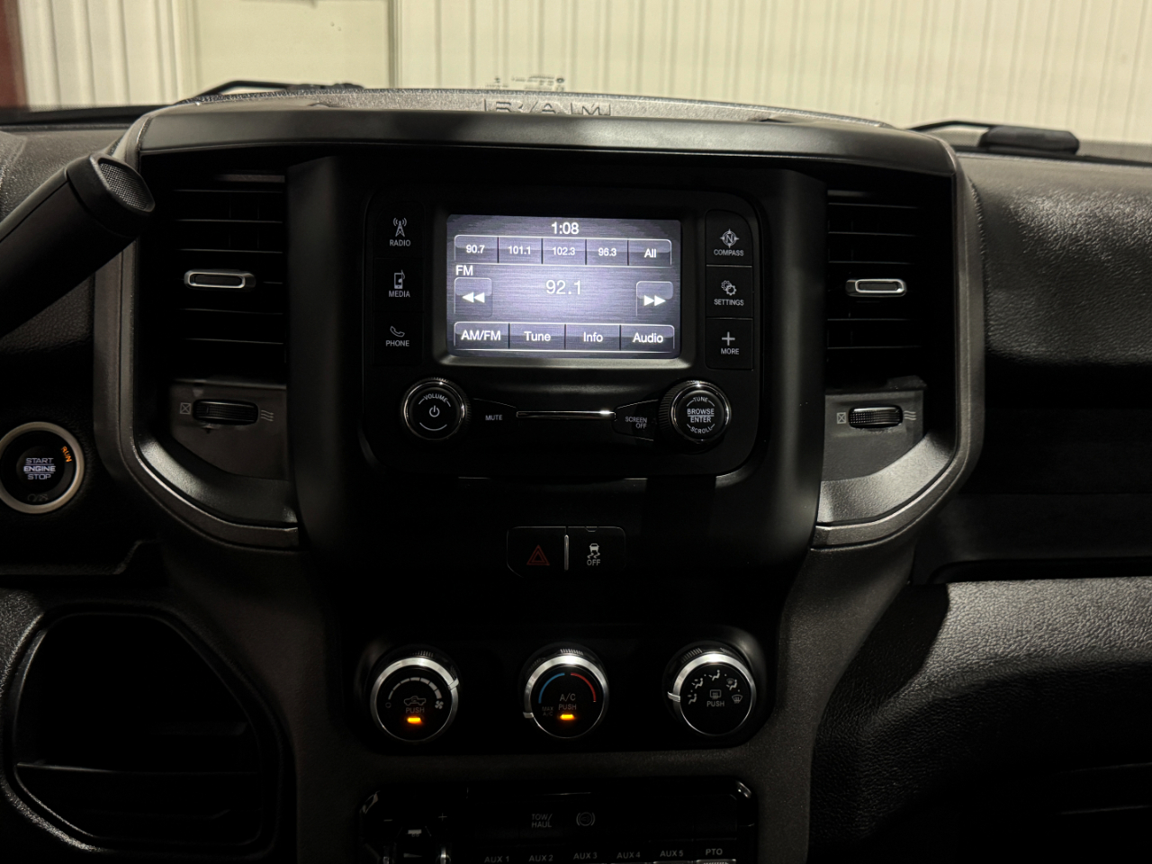 2022 Ram 4500 Tradesman photo 31