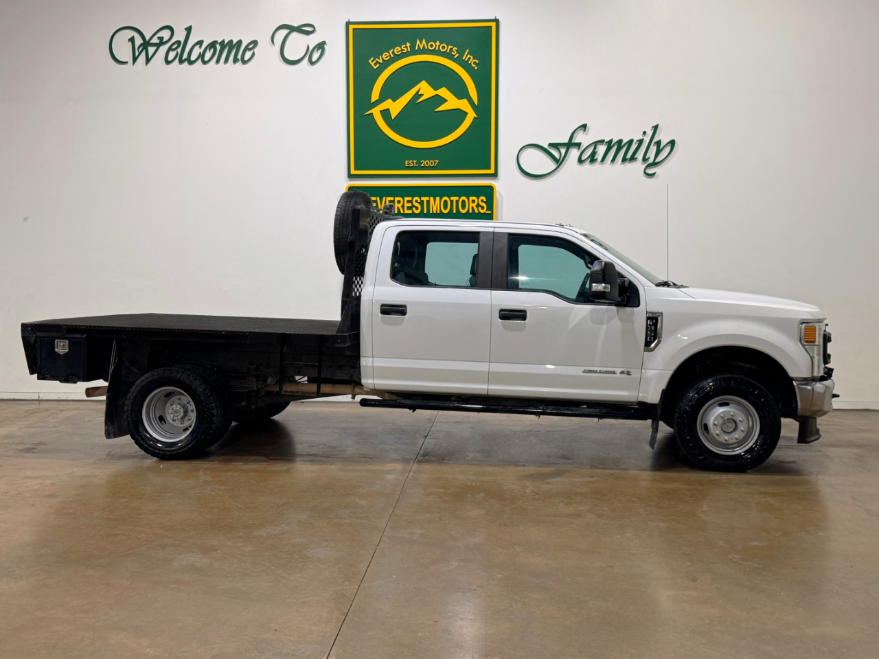 2020 Ford F-350 XL photo 2
