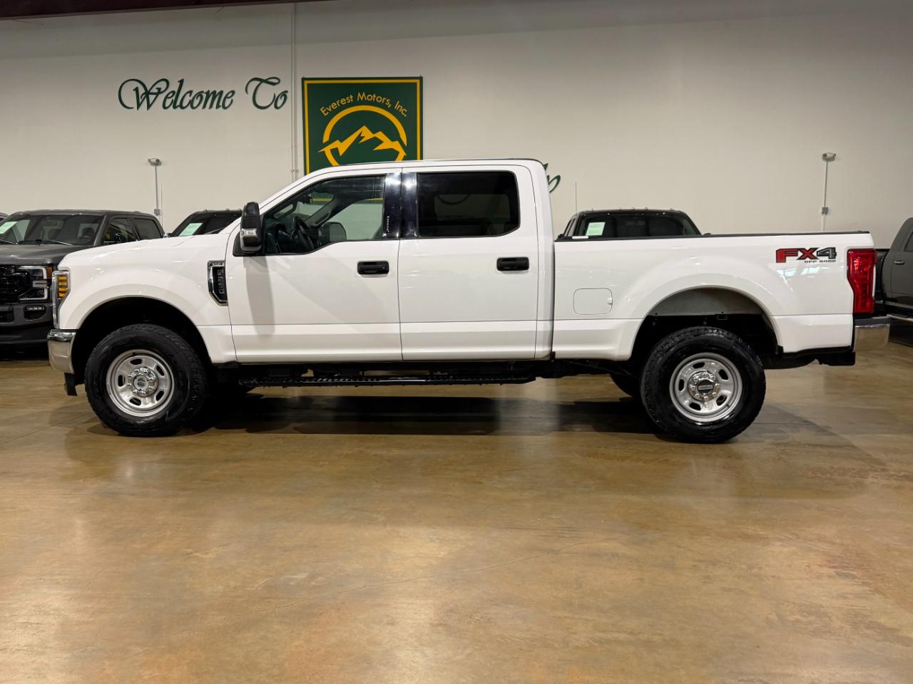 2019 Ford F-250 XLT photo 2
