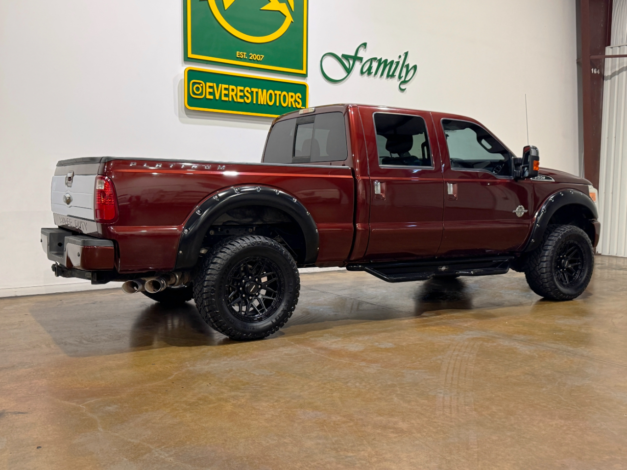 2015 Ford F-350 Platinum photo 2