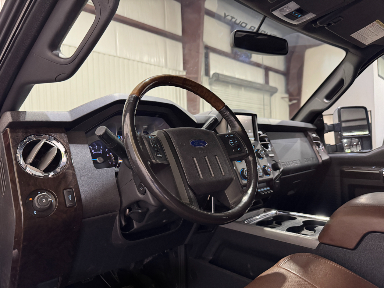 2015 Ford F-350 Platinum photo 3