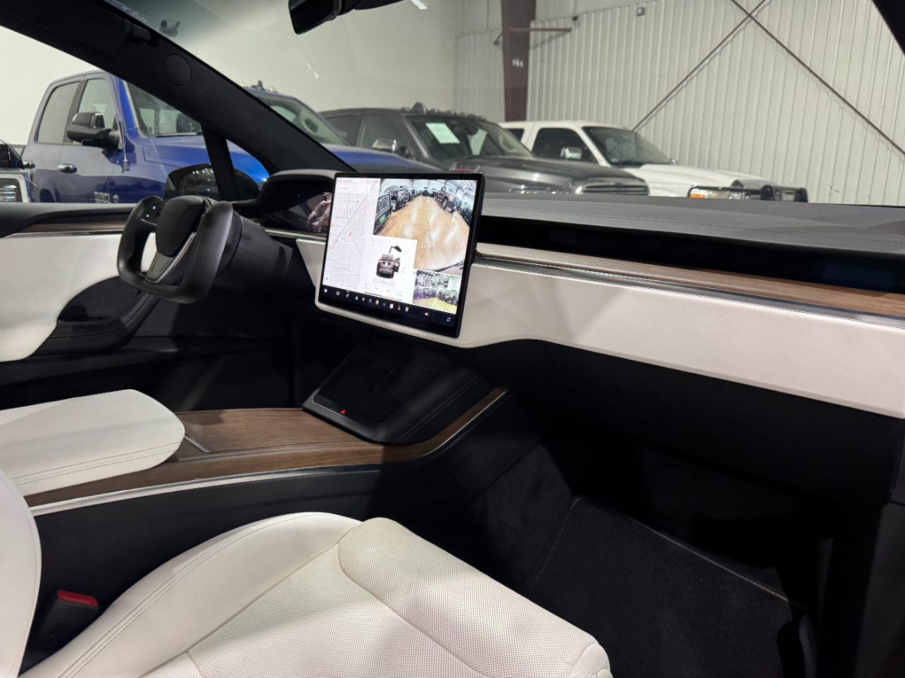 2022 Tesla Model X Long Range photo 3