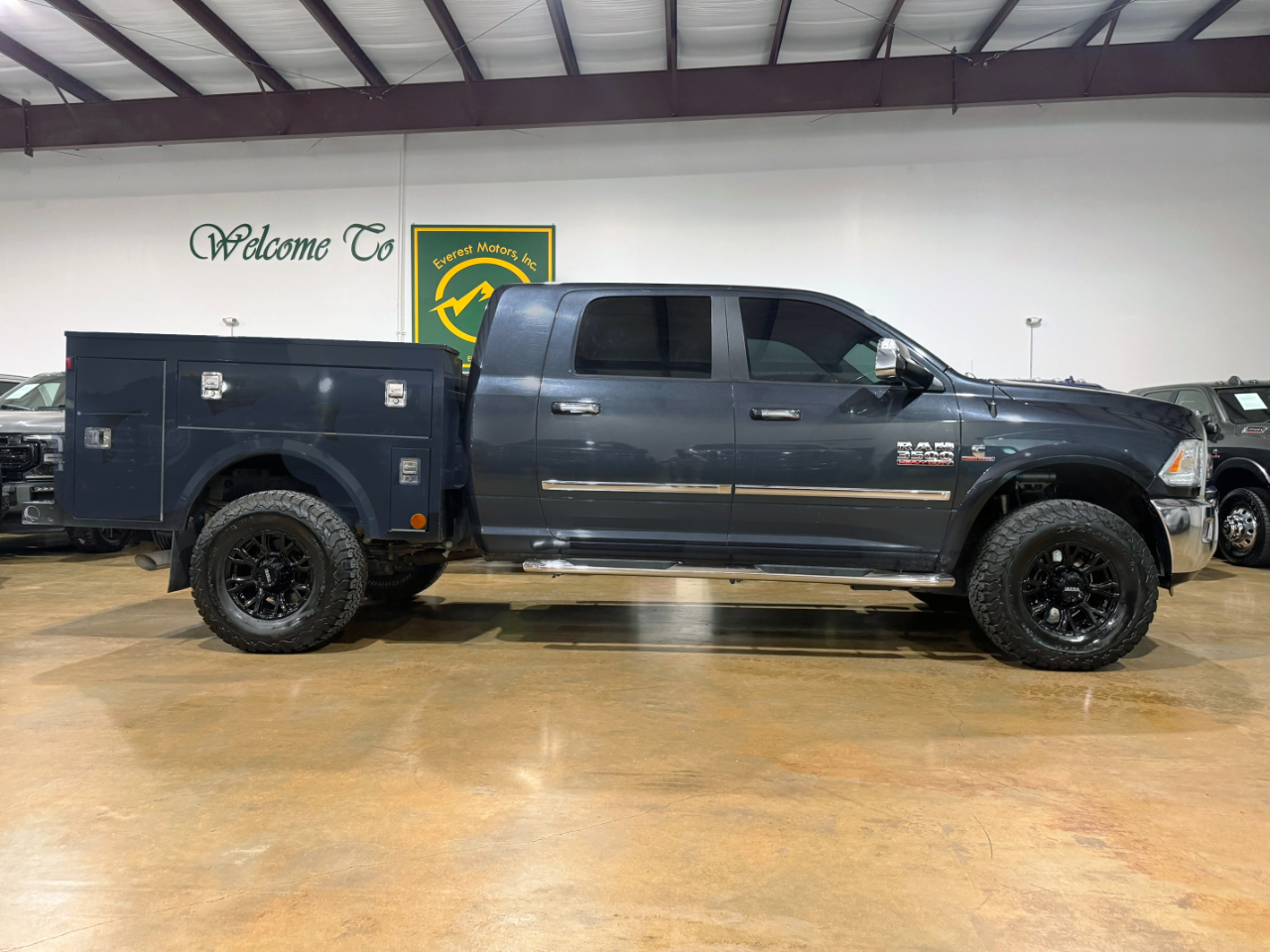 2015 Ram 3500 Laramie photo 2