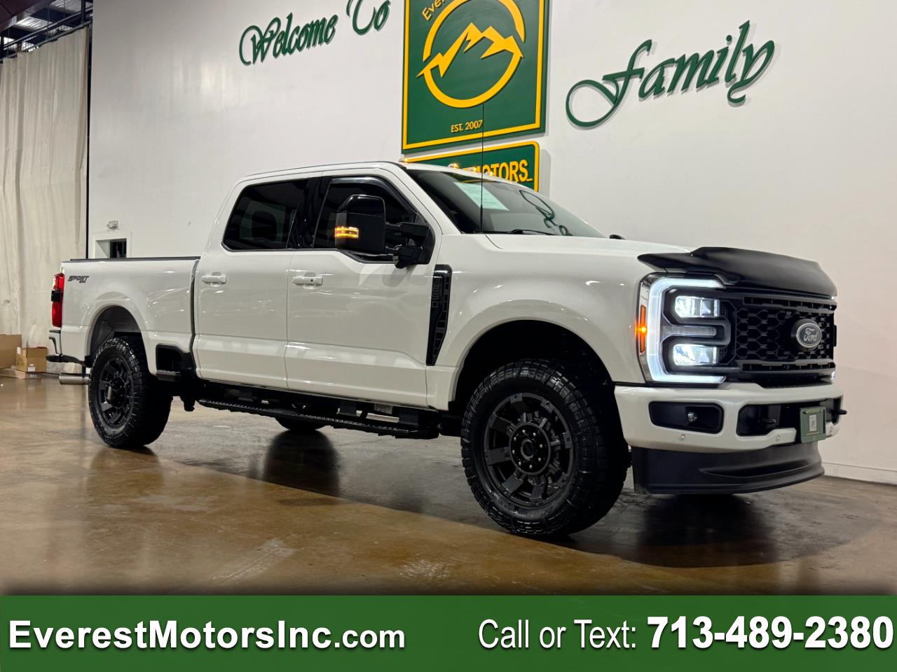 2024 Ford Super Duty F-250 SRW LARIAT ULTIMATE 4X4 CREWCAB SHORT WB 7.3L V8 GAS