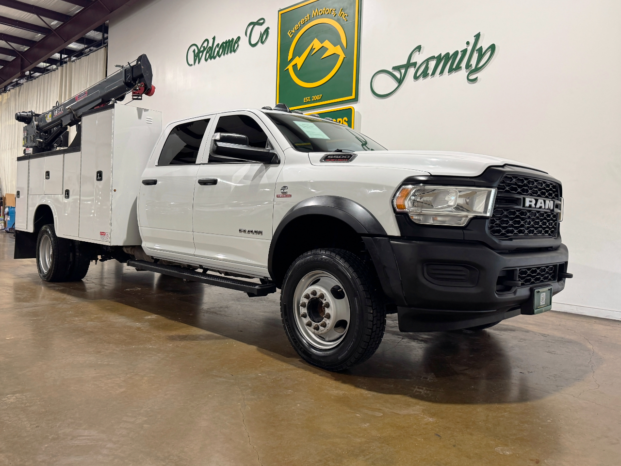 2022 RAM 5500 TRADESMAN 4X4 CREWCAB CRANE TRUCK 6.7 DIESEL AISIN