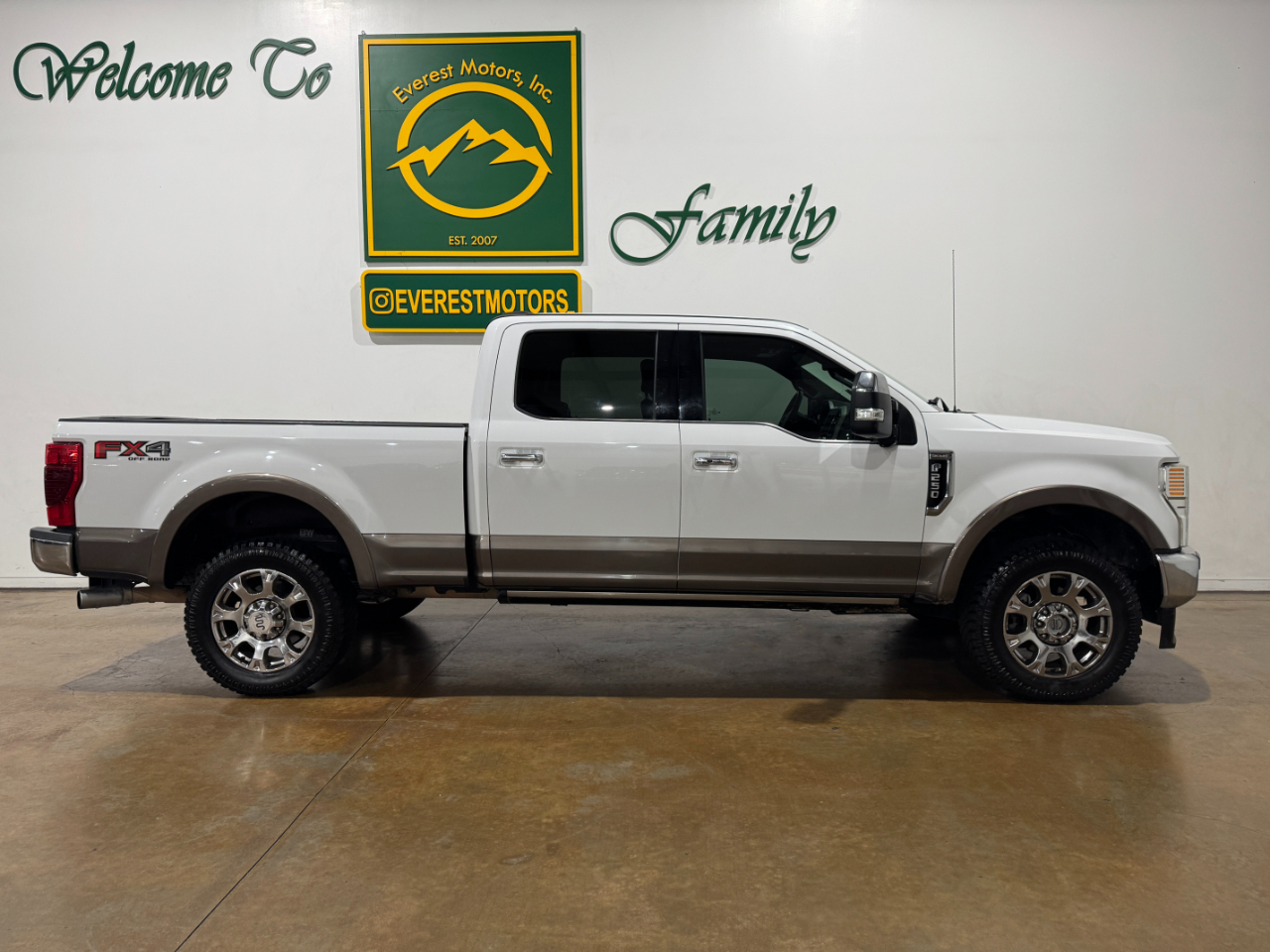 2020 Ford F-250 King Ranch photo 2