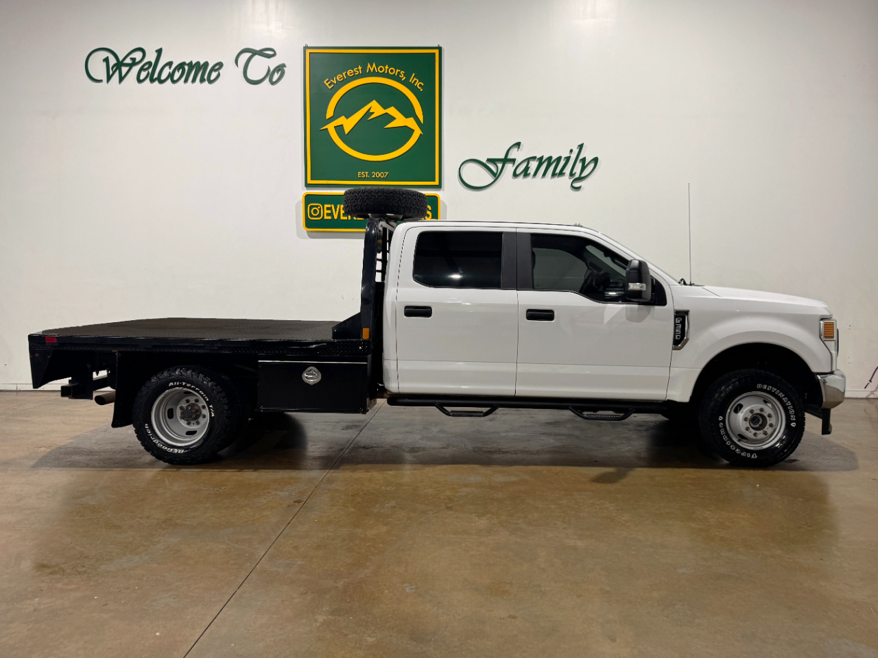 2020 Ford F-350 XL photo 2