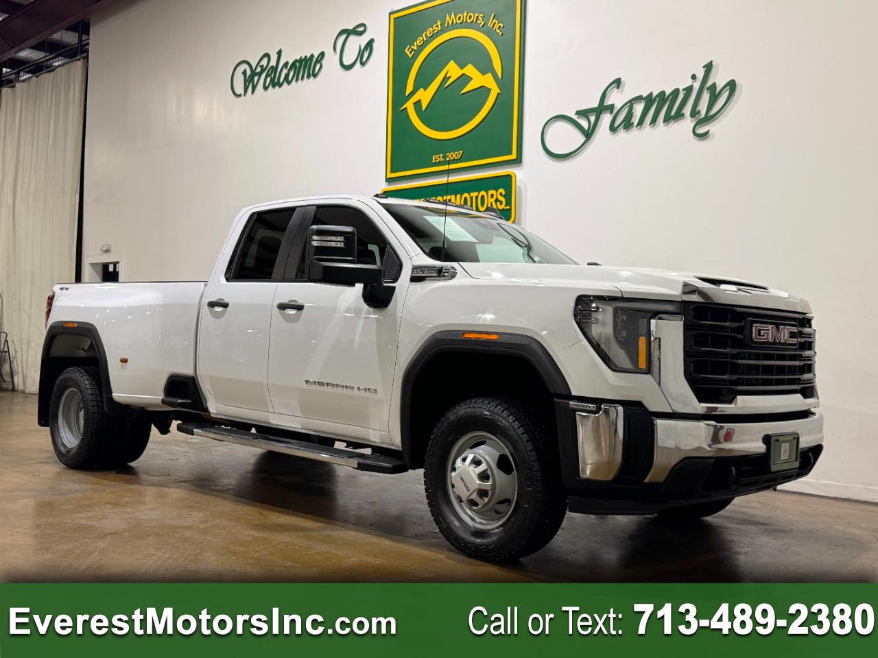 2024 GMC Sierra 3500HD PRO DRW 4X4 DOUBLE CAB 6.6L V8 GAS 1OWNER