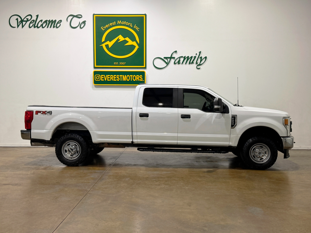 Ford Super Duty F-250 SRW  2022