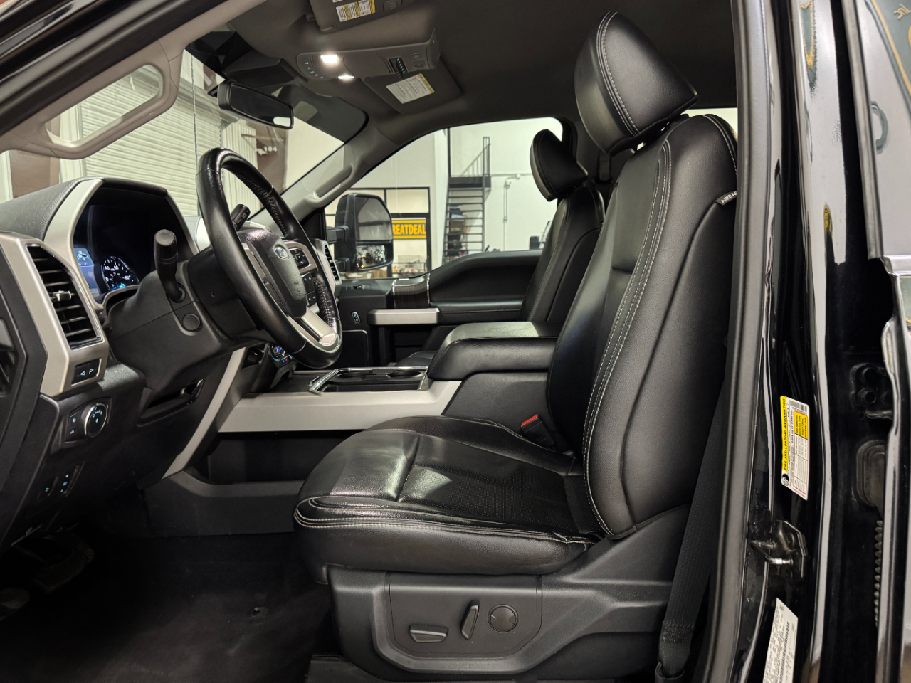 Ford Super Duty F-350 DRW  2021