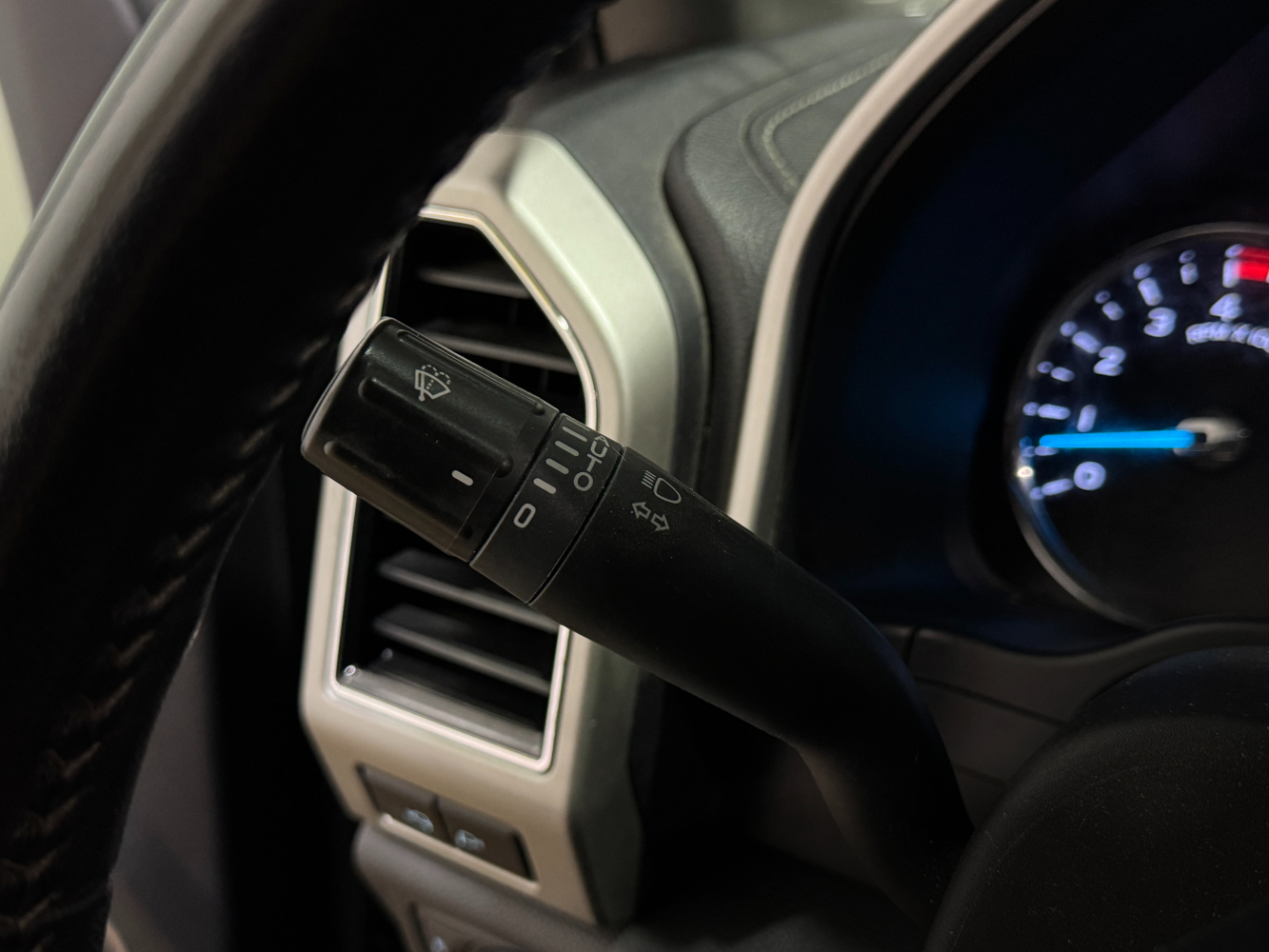 Ford Super Duty F-350 DRW  2021